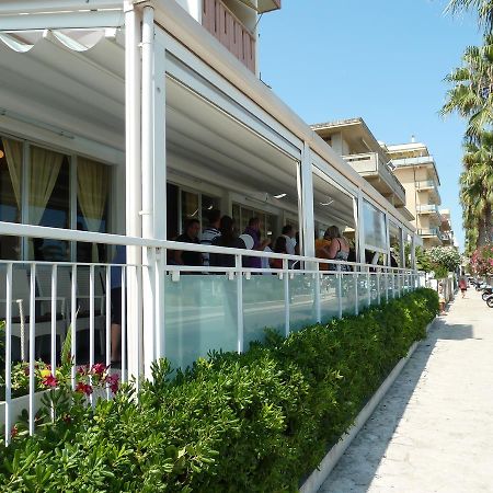 Albergo Girasole Frontemare San Benedetto del Tronto Exteriér fotografie