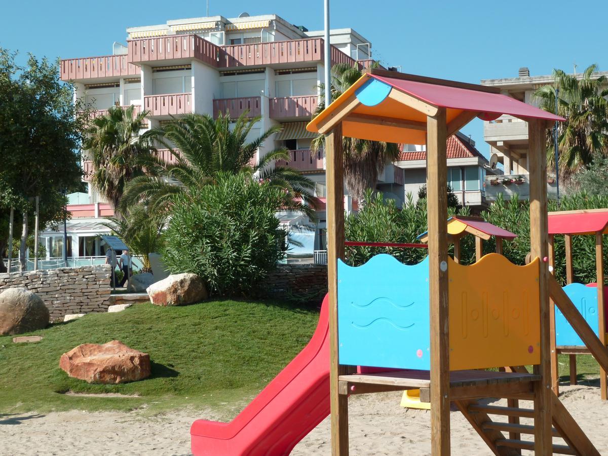 Albergo Girasole Frontemare San Benedetto del Tronto Exteriér fotografie