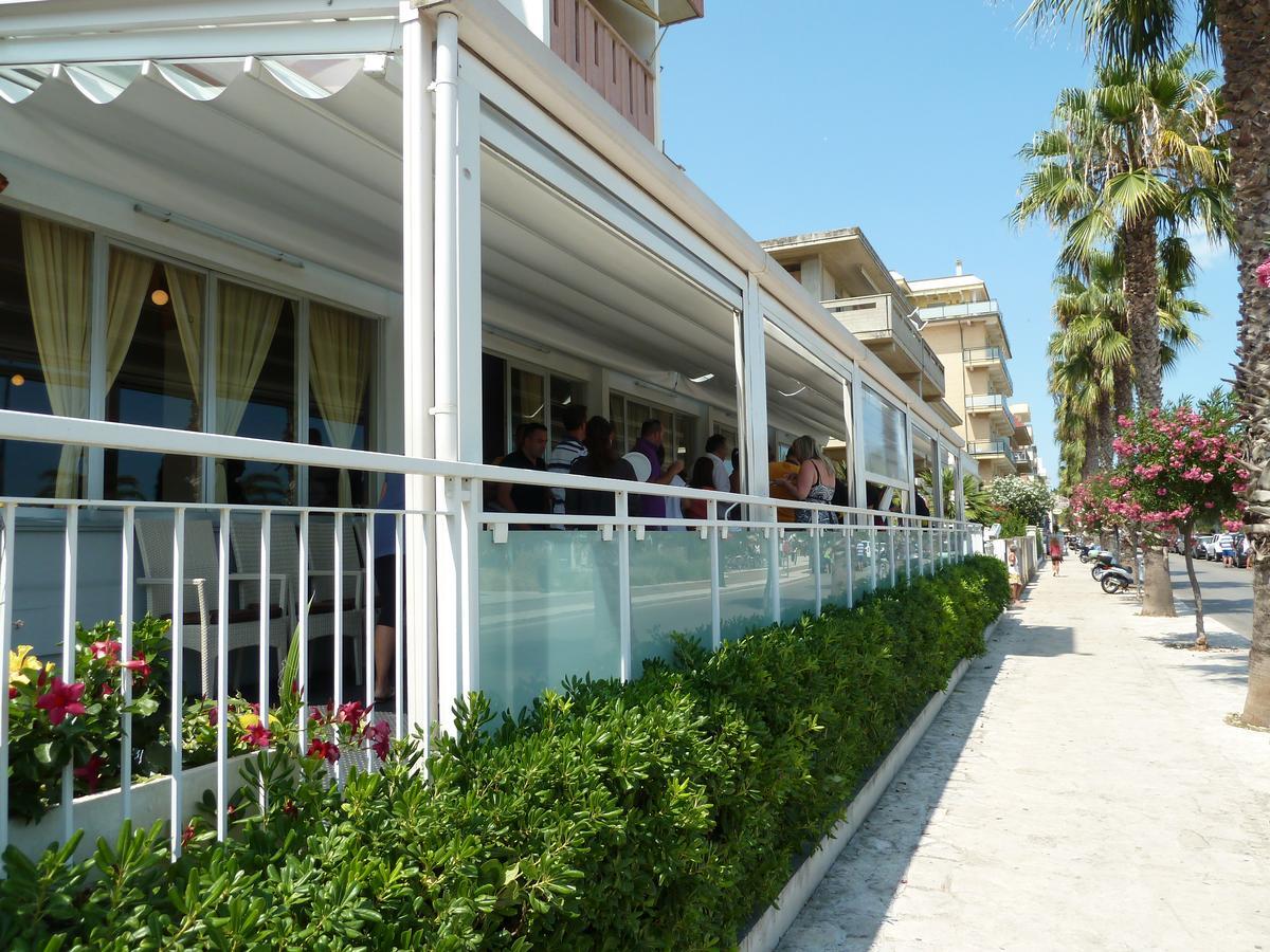 Albergo Girasole Frontemare San Benedetto del Tronto Exteriér fotografie