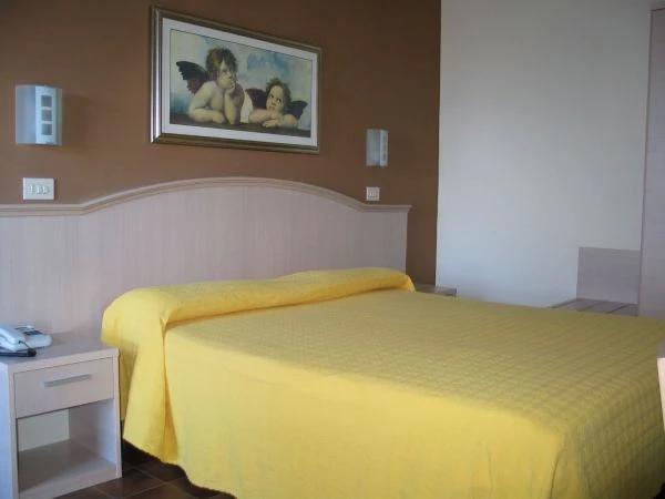 Albergo Girasole Frontemare San Benedetto del Tronto Exteriér fotografie